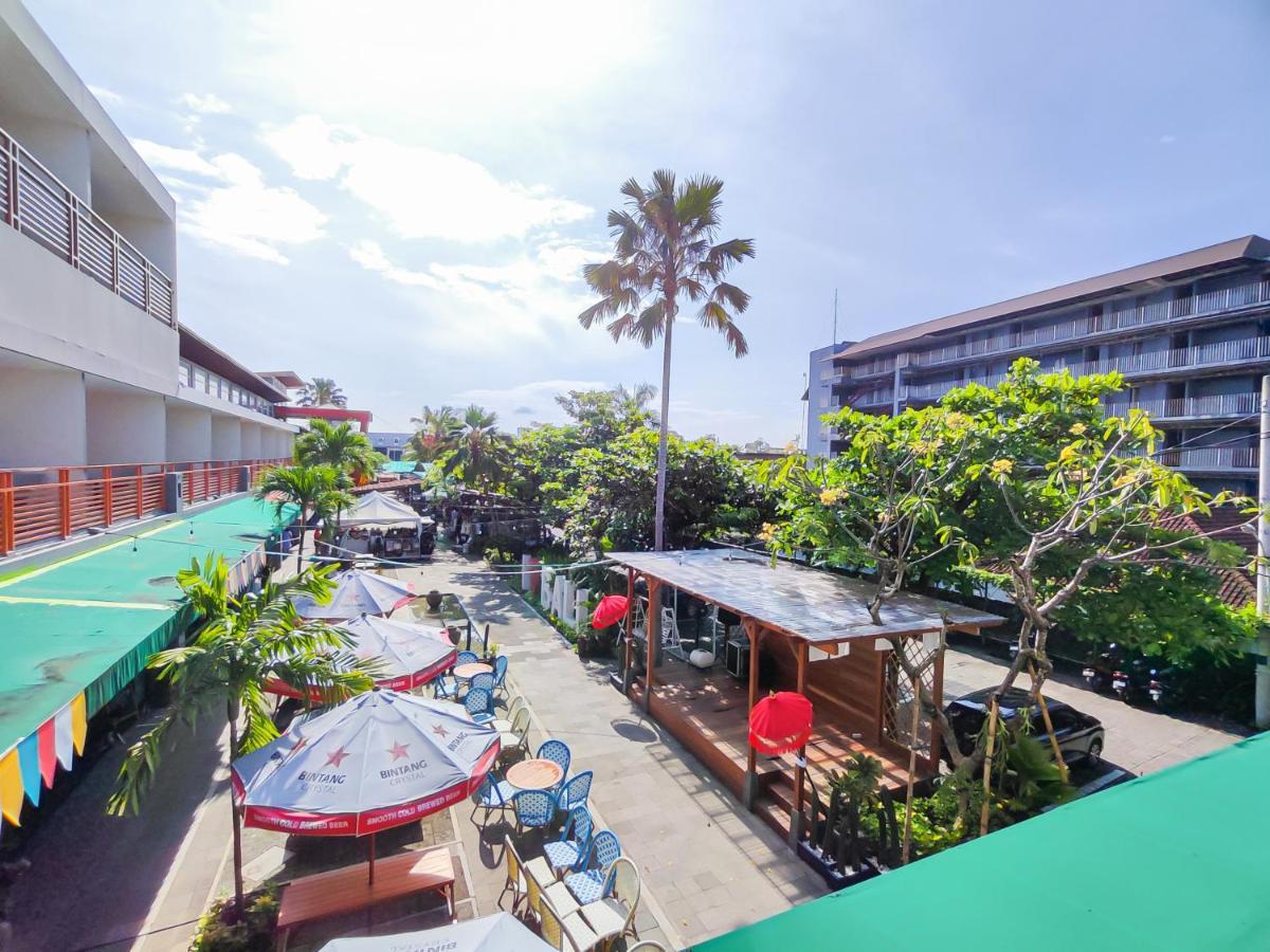 Seminyak Square Hotel And Villas Exterior photo